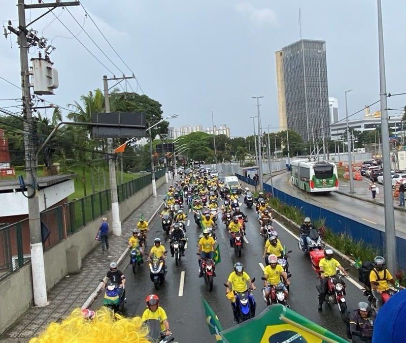 Carreata de apoio a Flávio Bolsonaro movimenta Grande ABC