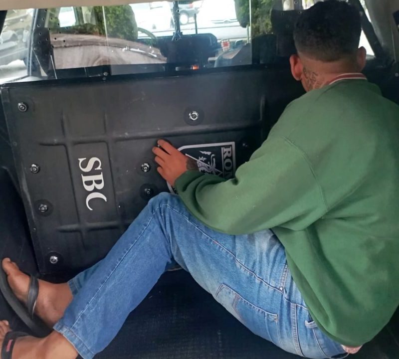 GCM prende homem foragido da Justiça paranaense em São Bernardo
