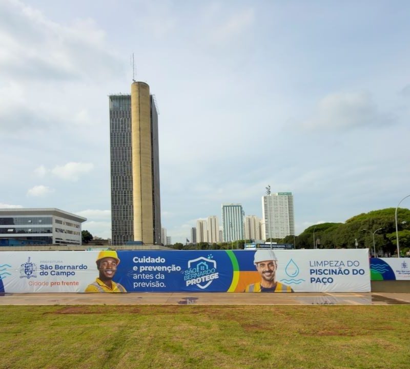 Limpeza do piscinão do Paço em São Bernardo avança para prevenir cheias