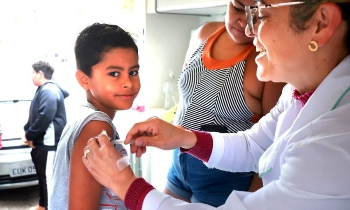 Programa de saúde atende mais de 56 mil alunos em Diadema
