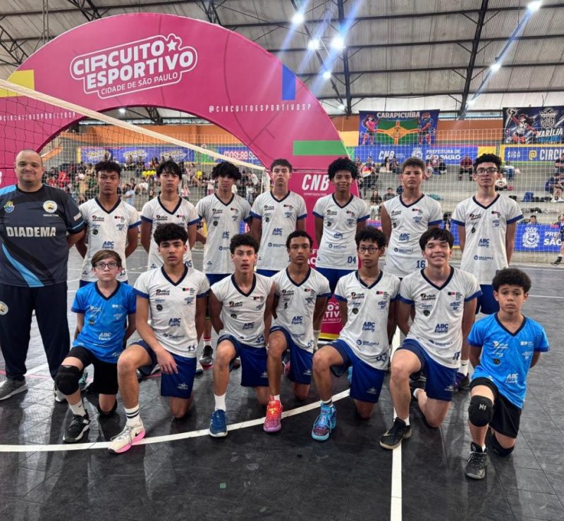 Diadema conquista medalha de bronze no vôlei masculino Sub-15